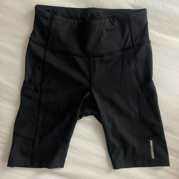 🆕 REI Active Pursuits Short with Pockets in Black - Women's Size Small - Picture 2 of 4